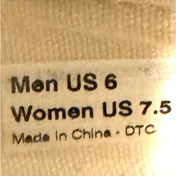 Vans - Picture 11 of 11